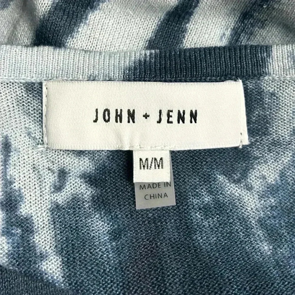 John + Jenn Tee - Picture 4 of 5